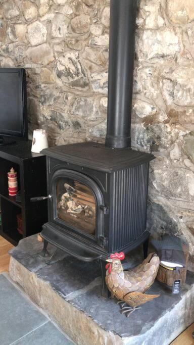 Stone Wall Cottage Castlewellan Extérieur photo