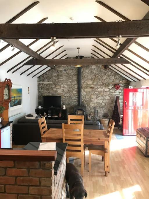 Stone Wall Cottage Castlewellan Extérieur photo